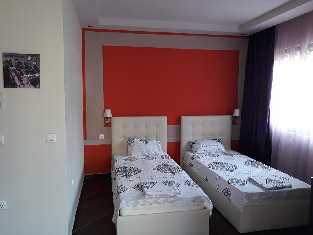 Private Apartments In Hotel Dolce Vita Golden Sands Exteriör bild