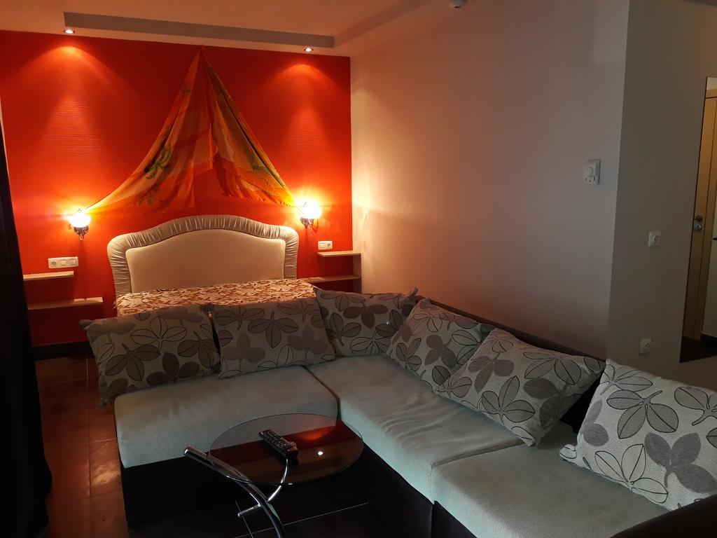 Private Apartments In Hotel Dolce Vita Golden Sands Exteriör bild
